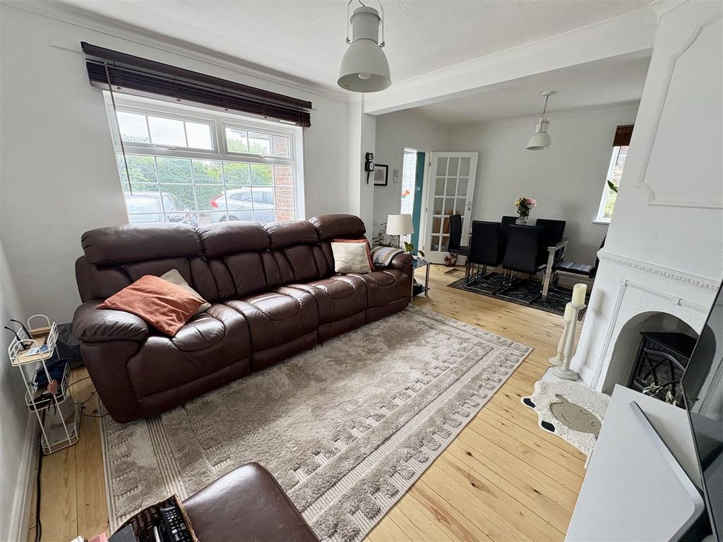 Property photo 3 of 13 Img_0885.Jpeg