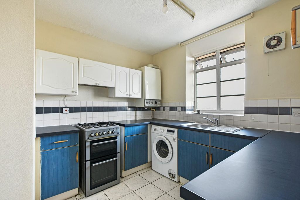 Property photo 2 of 12 03-d303Dsc_8530 (1).Jpg