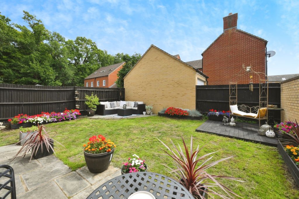 Property photo 2 of 19