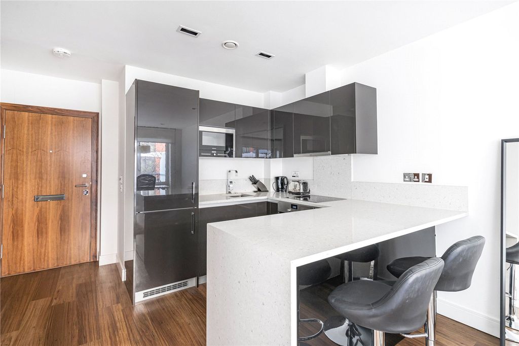 Property photo 2 of 15 Kitchen