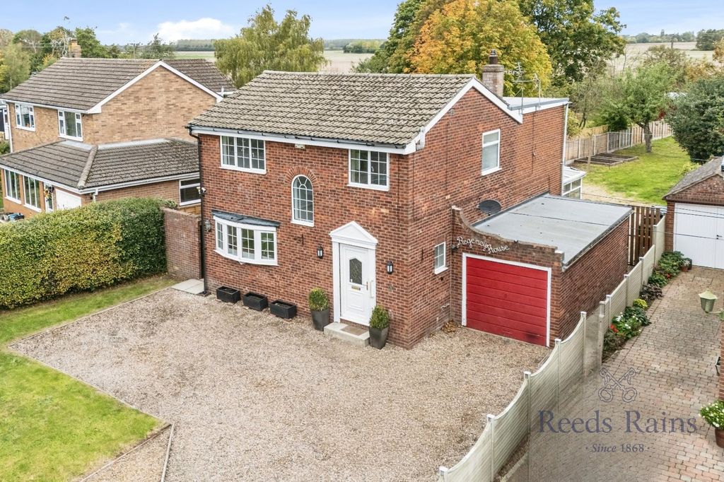Property photo 1 of 31 Picture No. 29