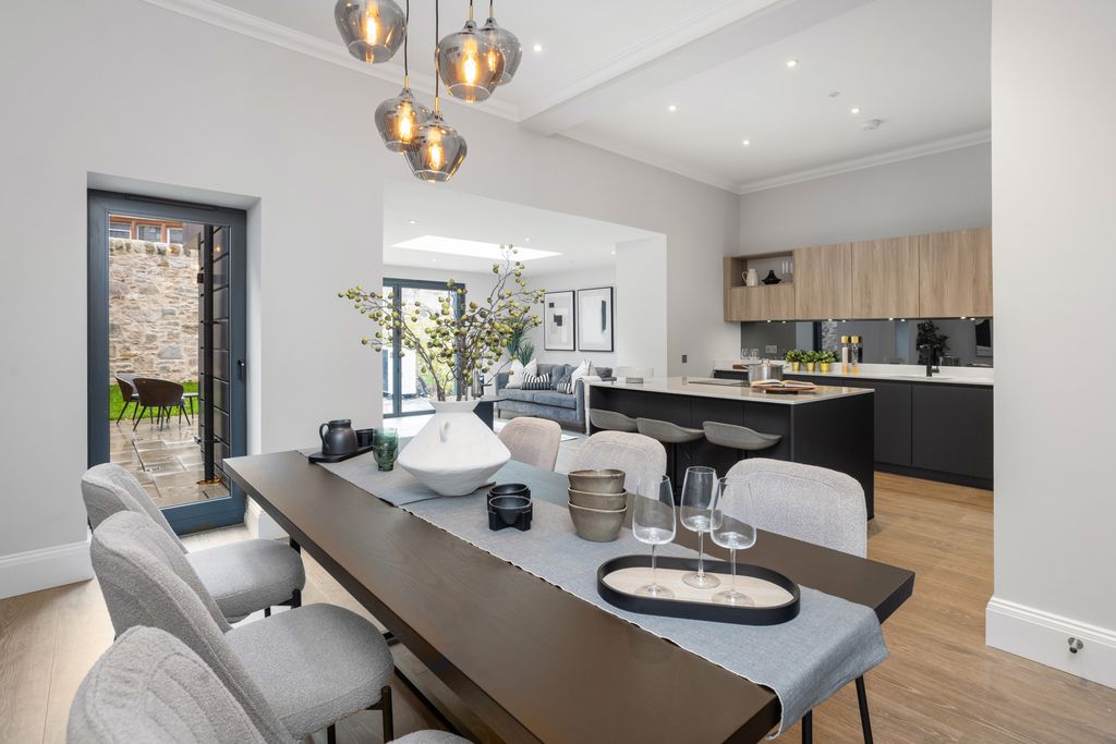 Property photo 2 of 30 Property Image 2