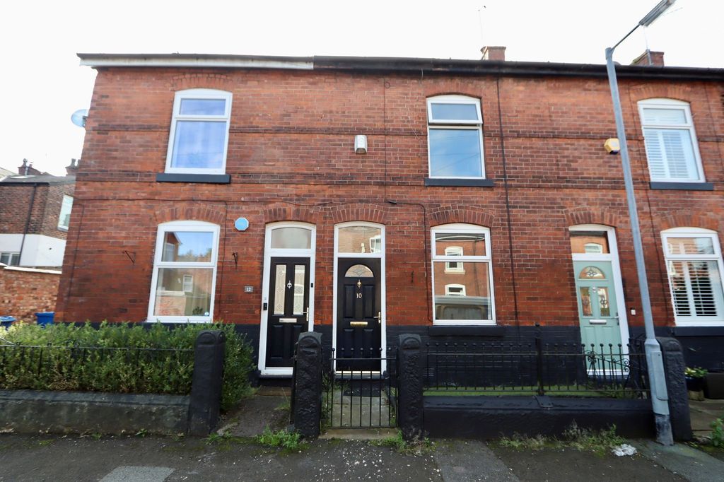Property photo 1 of 7