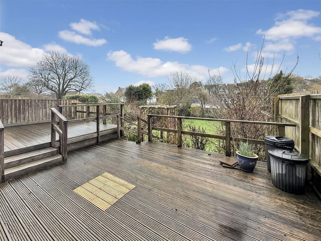 Property photo 2 of 13 2.Jpeg