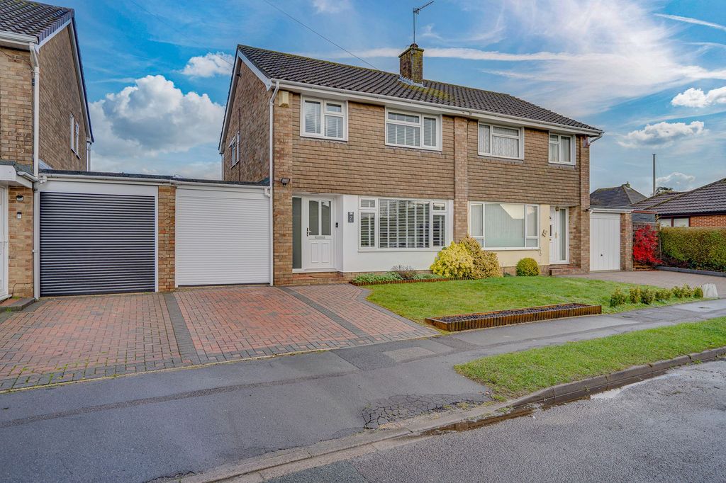 Property photo 1 of 23