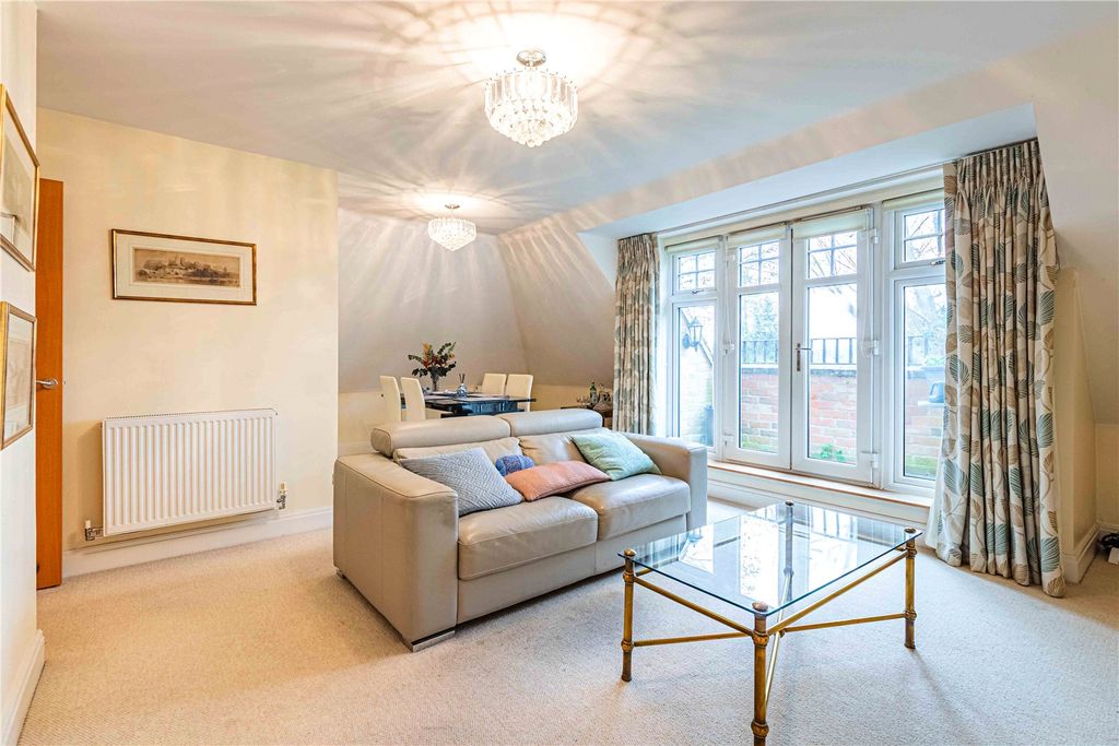 Property photo 3 of 24 Picture No. 04