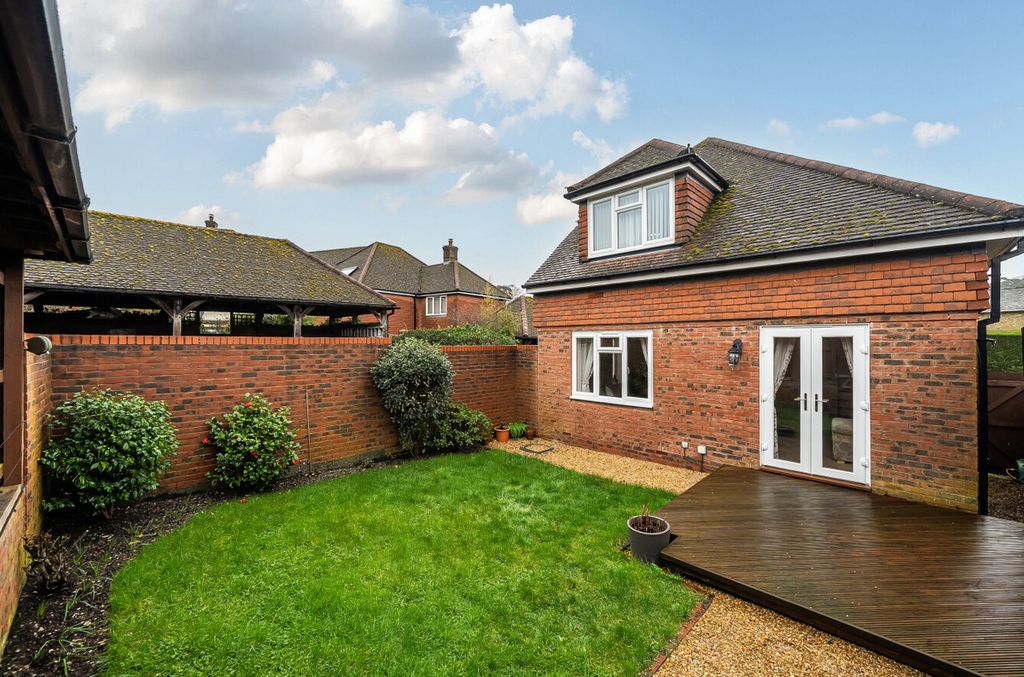 Property photo 3 of 17