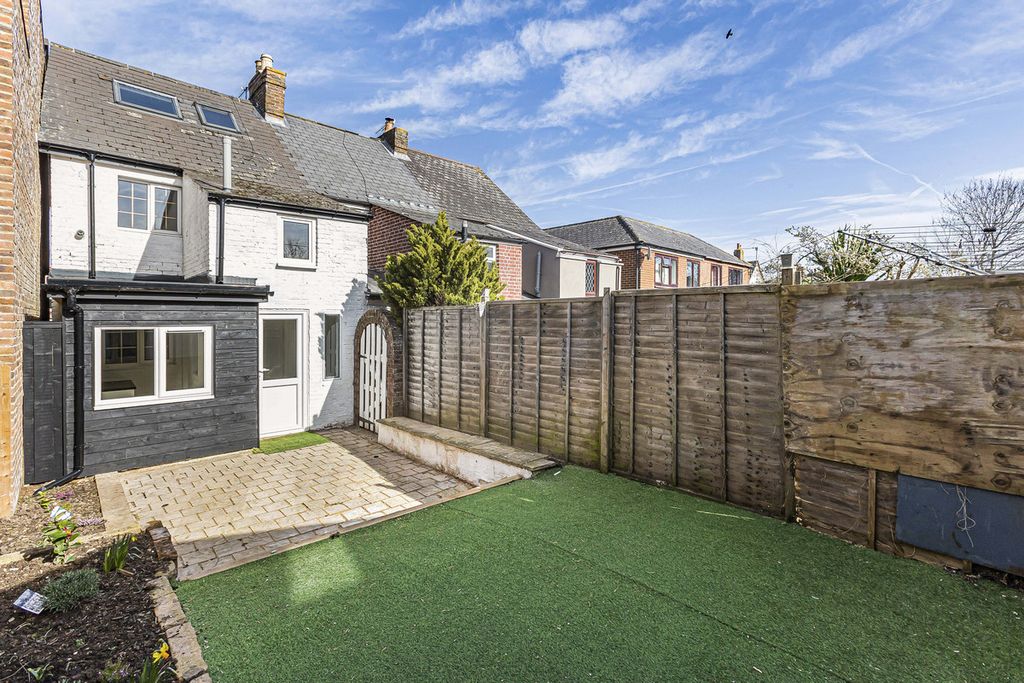 Property photo 2 of 16