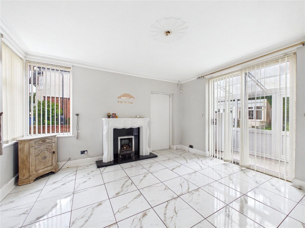 Property photo 3 of 10 Picture No. 03