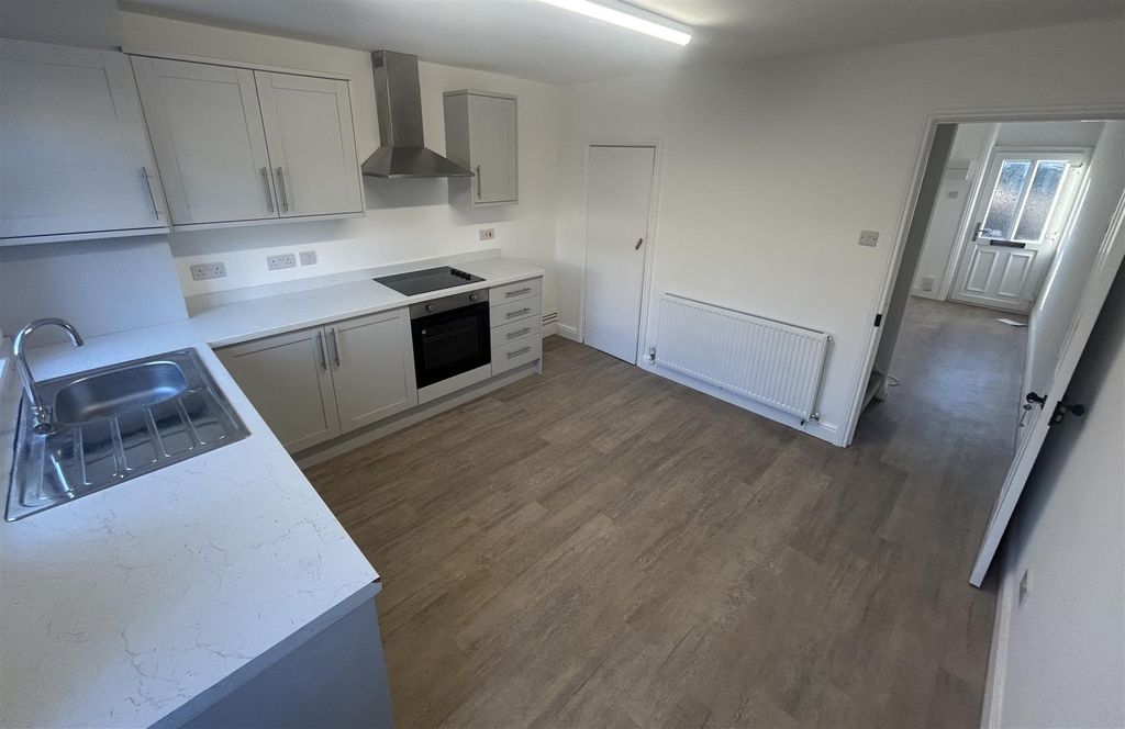 Property photo 3 of 8 18N2.Jpeg