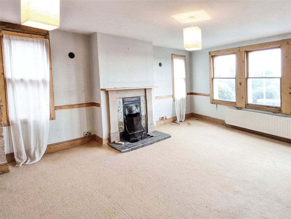 Property photo 2 of 16 Living Room 2