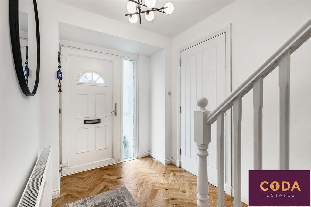 Property photo 2 of 39 4_Img_4722.Jpg