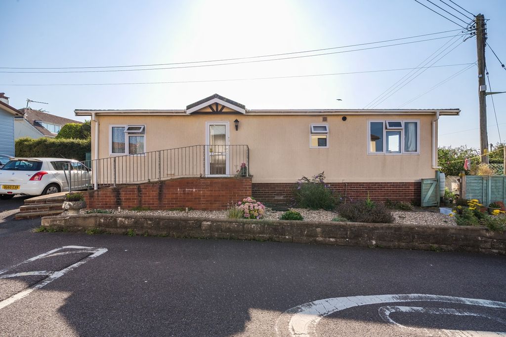 Property photo 3 of 22 1493226-16-6A5A4ee9c15E6