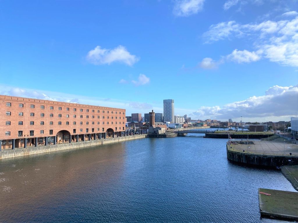 Property photo 3 of 11 View