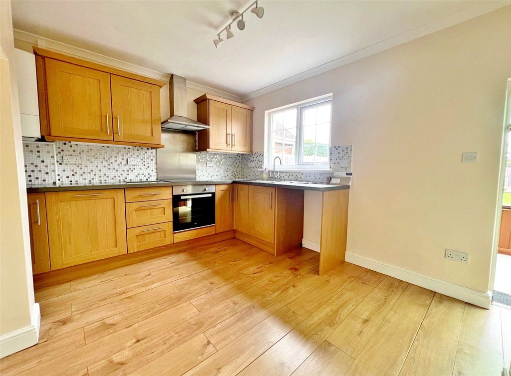 Property photo 2 of 16 Picture No. 02