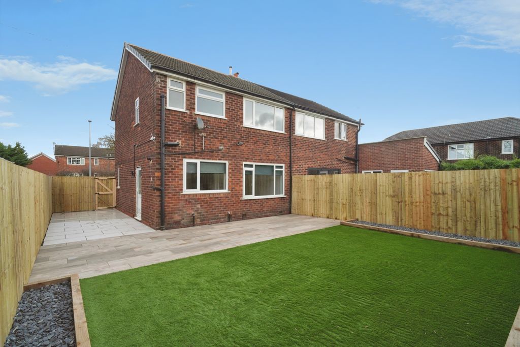 Property photo 2 of 15