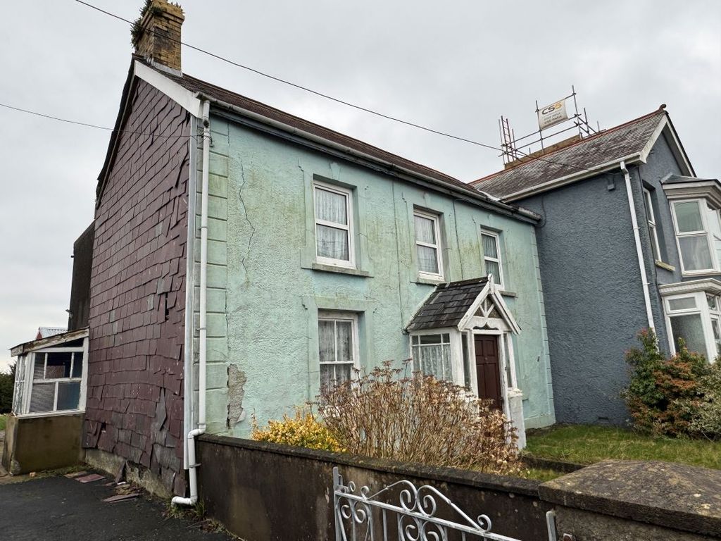 Property photo 1 of 16