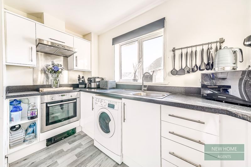 Property photo 3 of 15 Photo 9