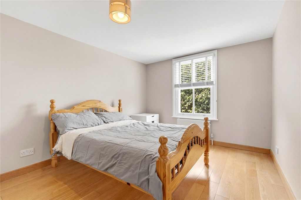 Property photo 2 of 13 Picture No. 06