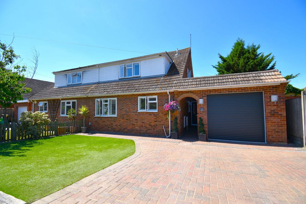 Property photo 1 of 23