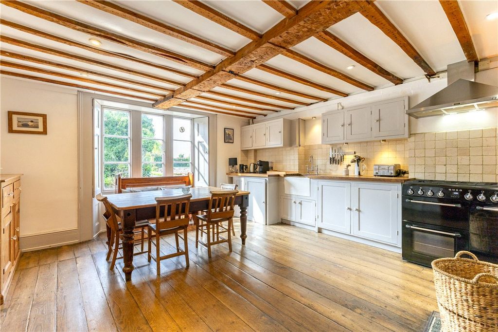 Property photo 2 of 25 Kitchen/Dining Room