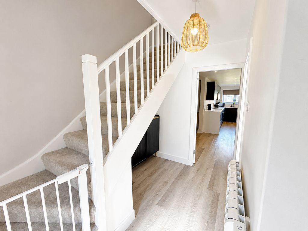 Property photo 3 of 31