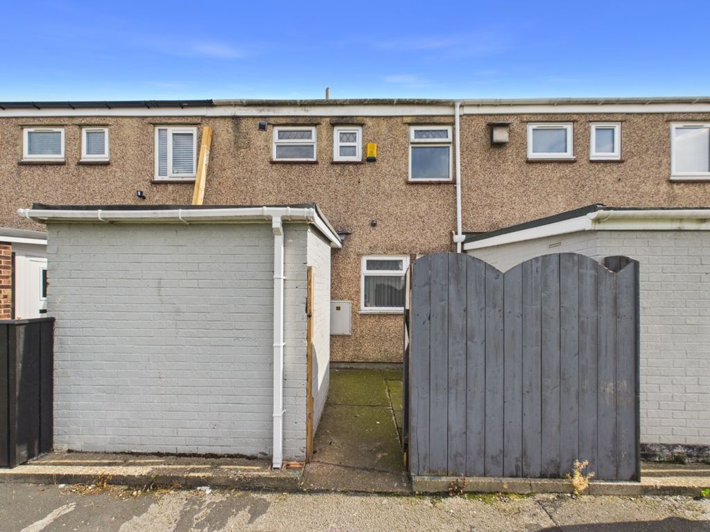 Property photo 1 of 11 5293040