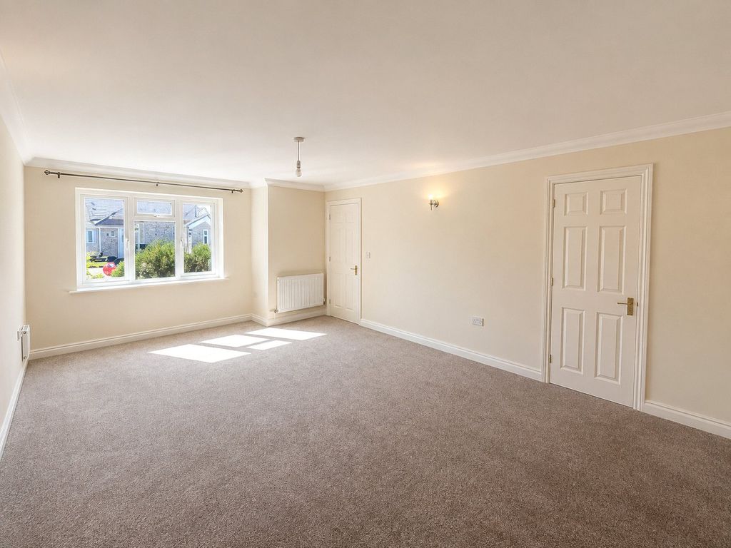 Property photo 2 of 10 Picture No. 13