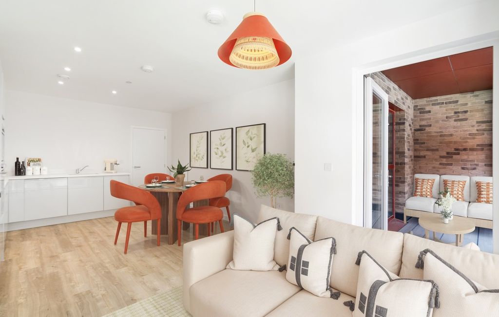 Property photo 2 of 9 Fairview New Homes - Zoopla -