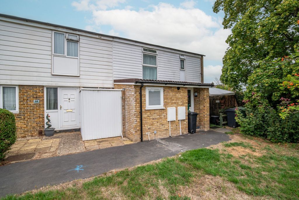 Property photo 1 of 11
