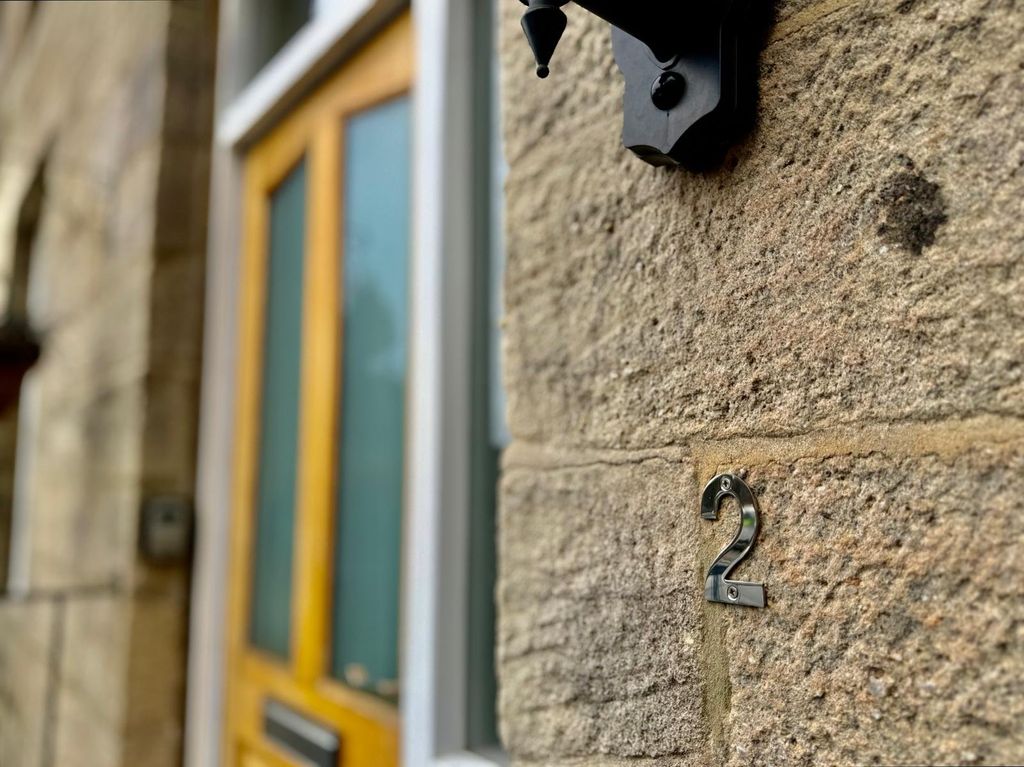 Property photo 2 of 24 Picture No. 23