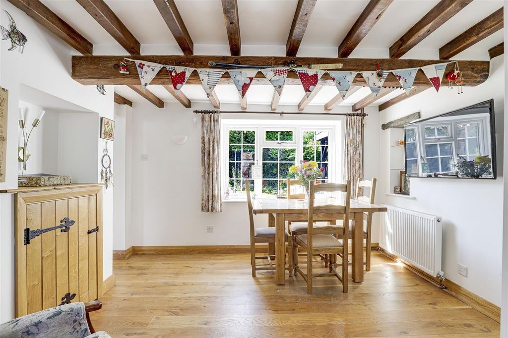 Property photo 3 of 25