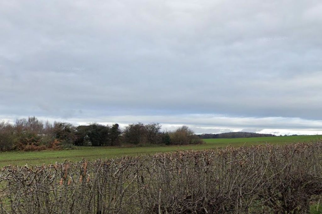 Property photo 3 of 6