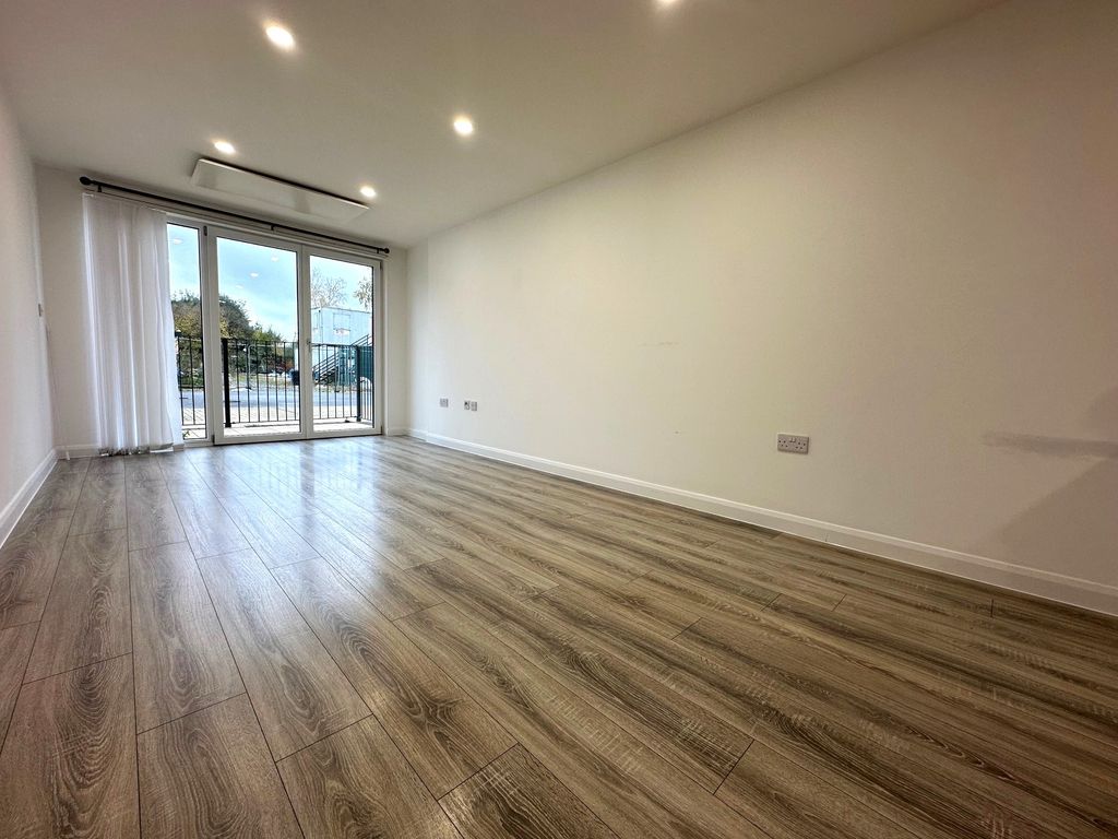 Property photo 3 of 5 Image