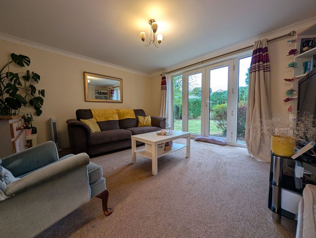 Property photo 3 of 13