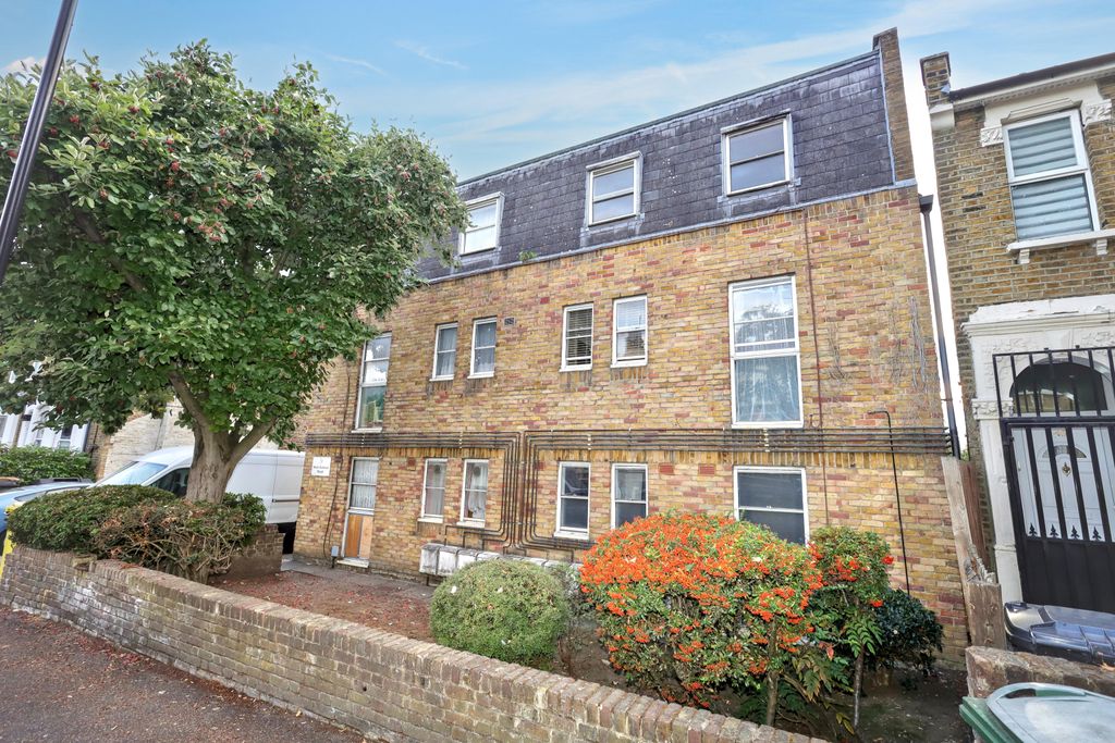 Property photo 1 of 10 Flat K Carville, 43 West Avenue Road, Walthamstow, London, E17 9Sf
