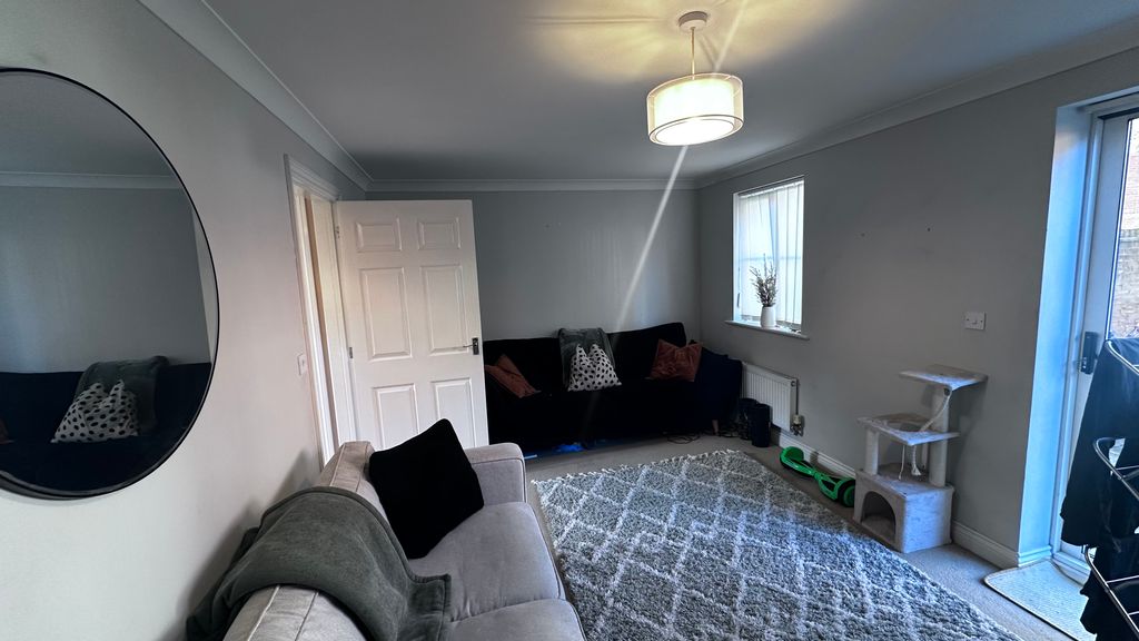 Property photo 2 of 12 Living Room