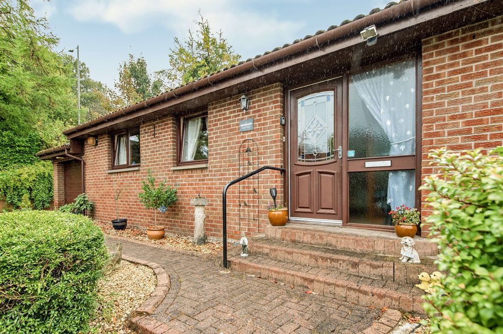 Property photo 3 of 30