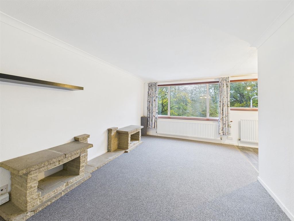 Property photo 2 of 7 Cam05080G0-Pr0215-Still005.Jpg