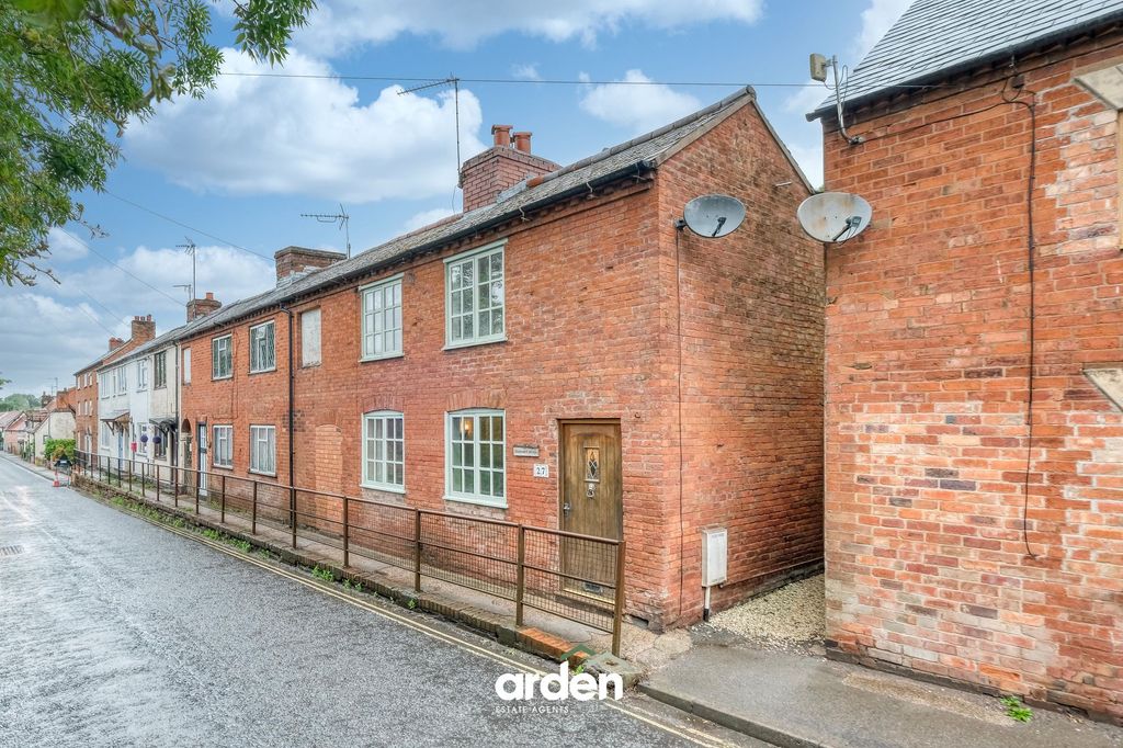 Property photo 1 of 18