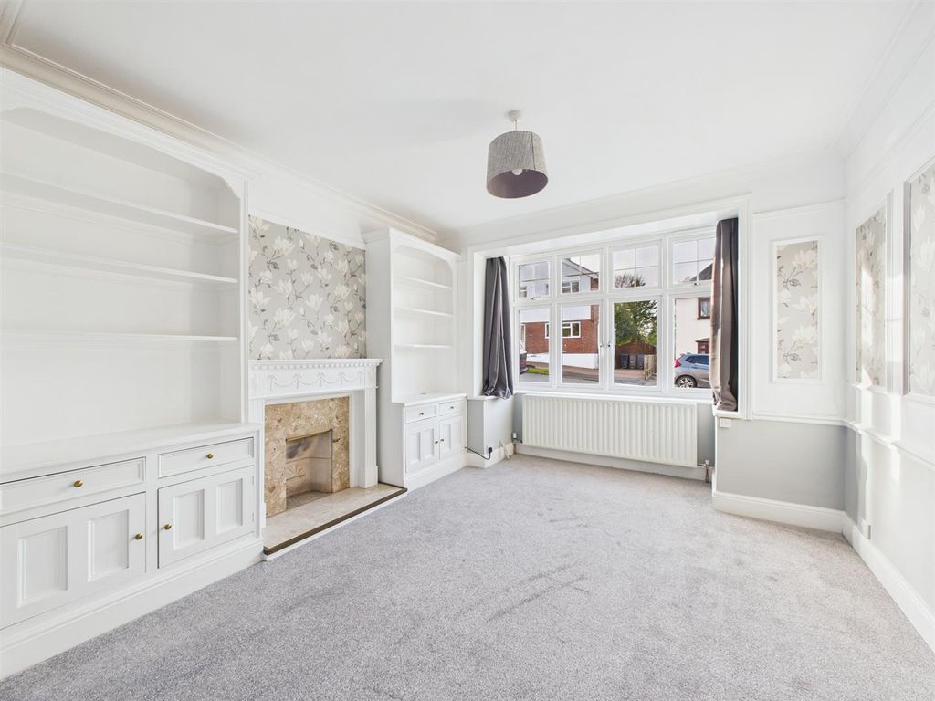 Property photo 3 of 20 Cam02885G0-Pr0522-Still014.Jpg