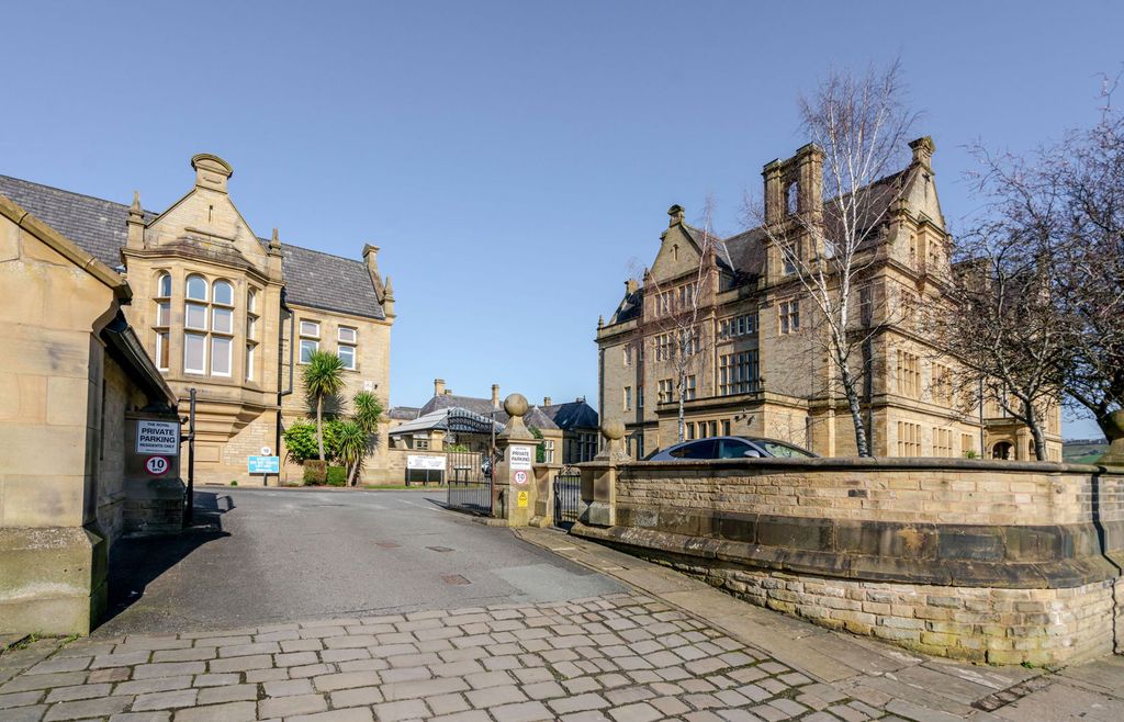 Additional image 13 of 1 bed flat for sale7 Whitaker House Apartments, Charlotte Close, Halifax HX1