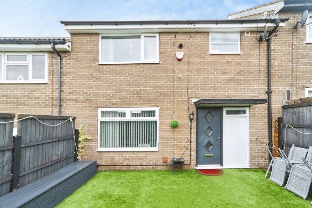 Property photo 1 of 18