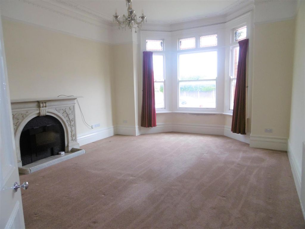 Property photo 2 of 10 P1000863.Jpg