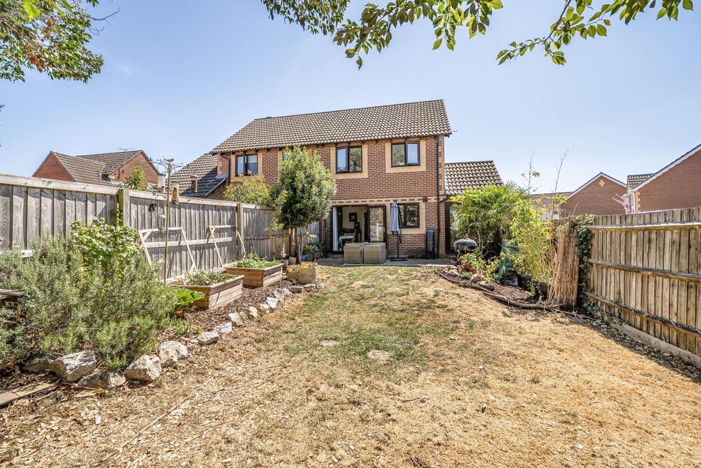 Property photo 3 of 20 150167711