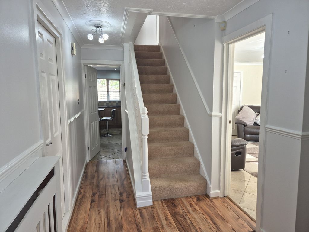 Property photo 2 of 17 Image 2