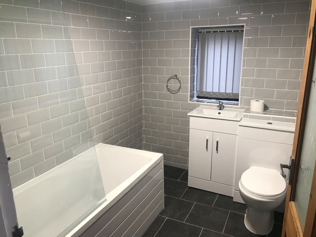Property photo 3 of 3