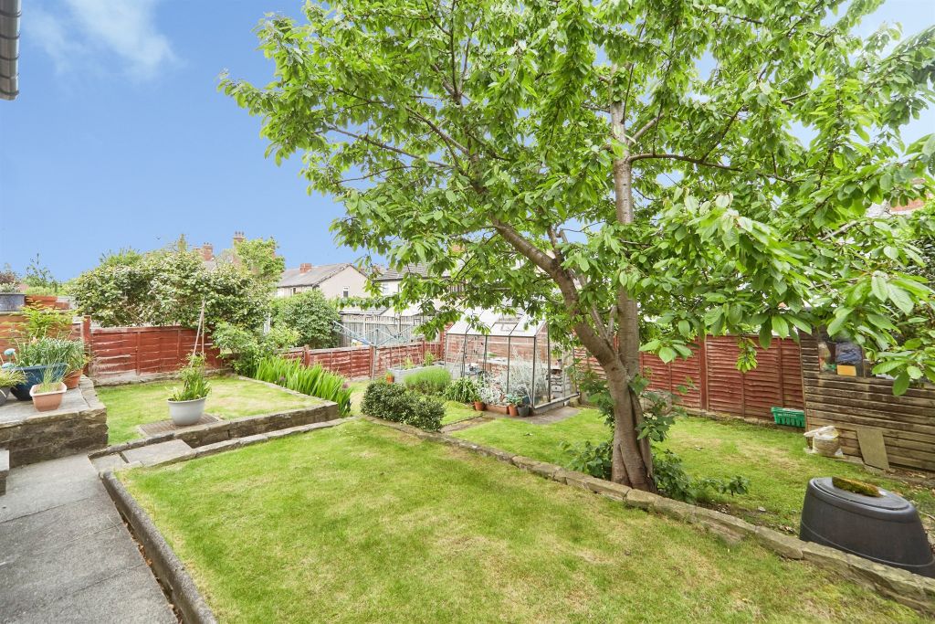 Property photo 3 of 14