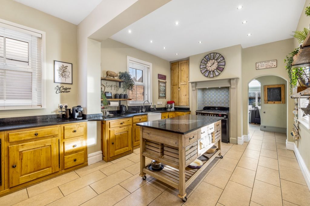 Property photo 3 of 36 9 Spring Gardens (Spalding)-24