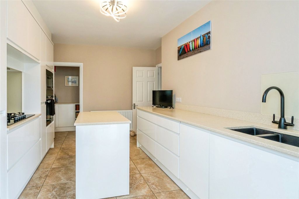 Property photo 3 of 16 Picture No. 47